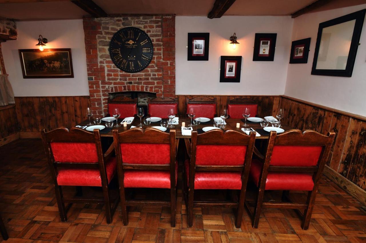 Alfred Russel Wallace Restaurant With Rooms Usk Exterior foto